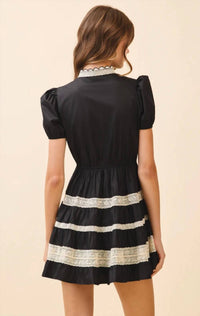 Tcec - Scalloped Lace Mini Dress