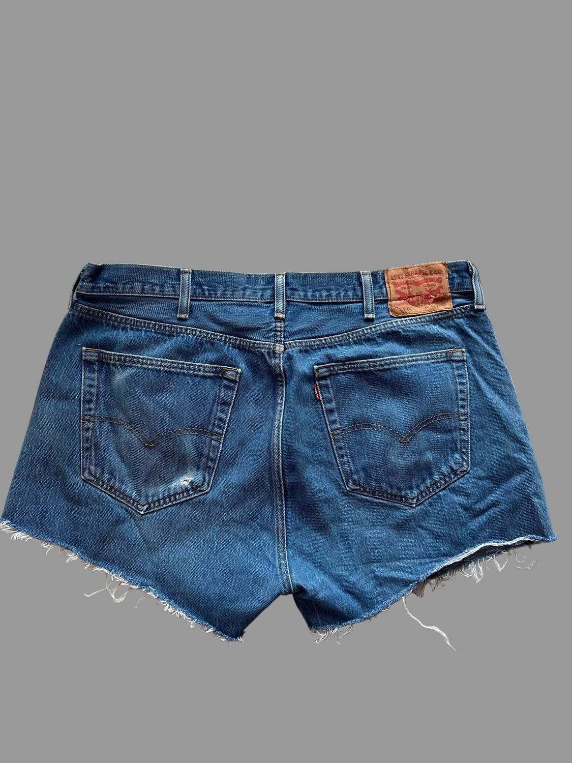 Levi'S - Women's Vintage 501 Denim Shorts