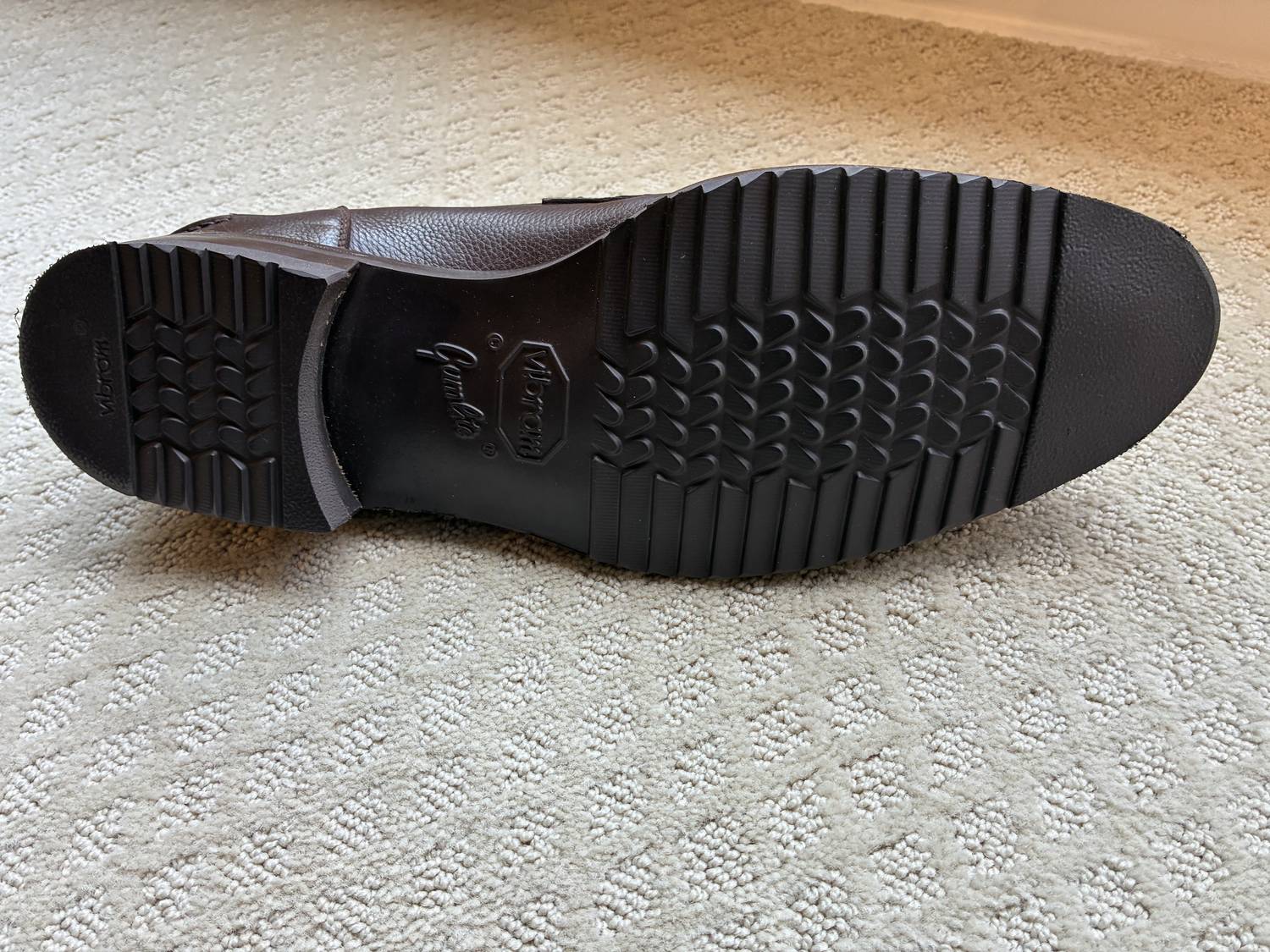 Gravati - Men's Tumbled Calf Loafer