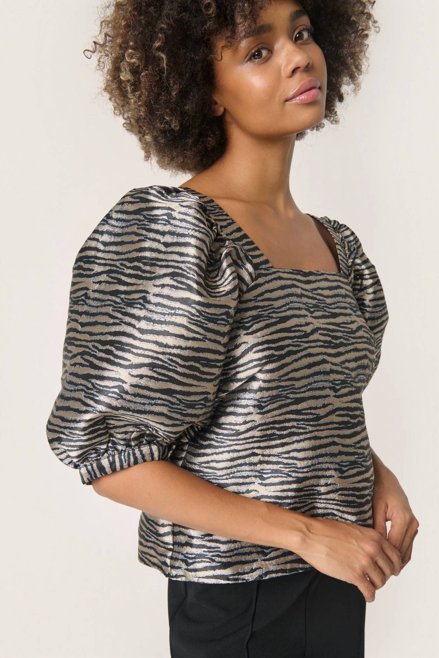Soaked In Luxury - Elowen Sonnia Square Neck Blouse