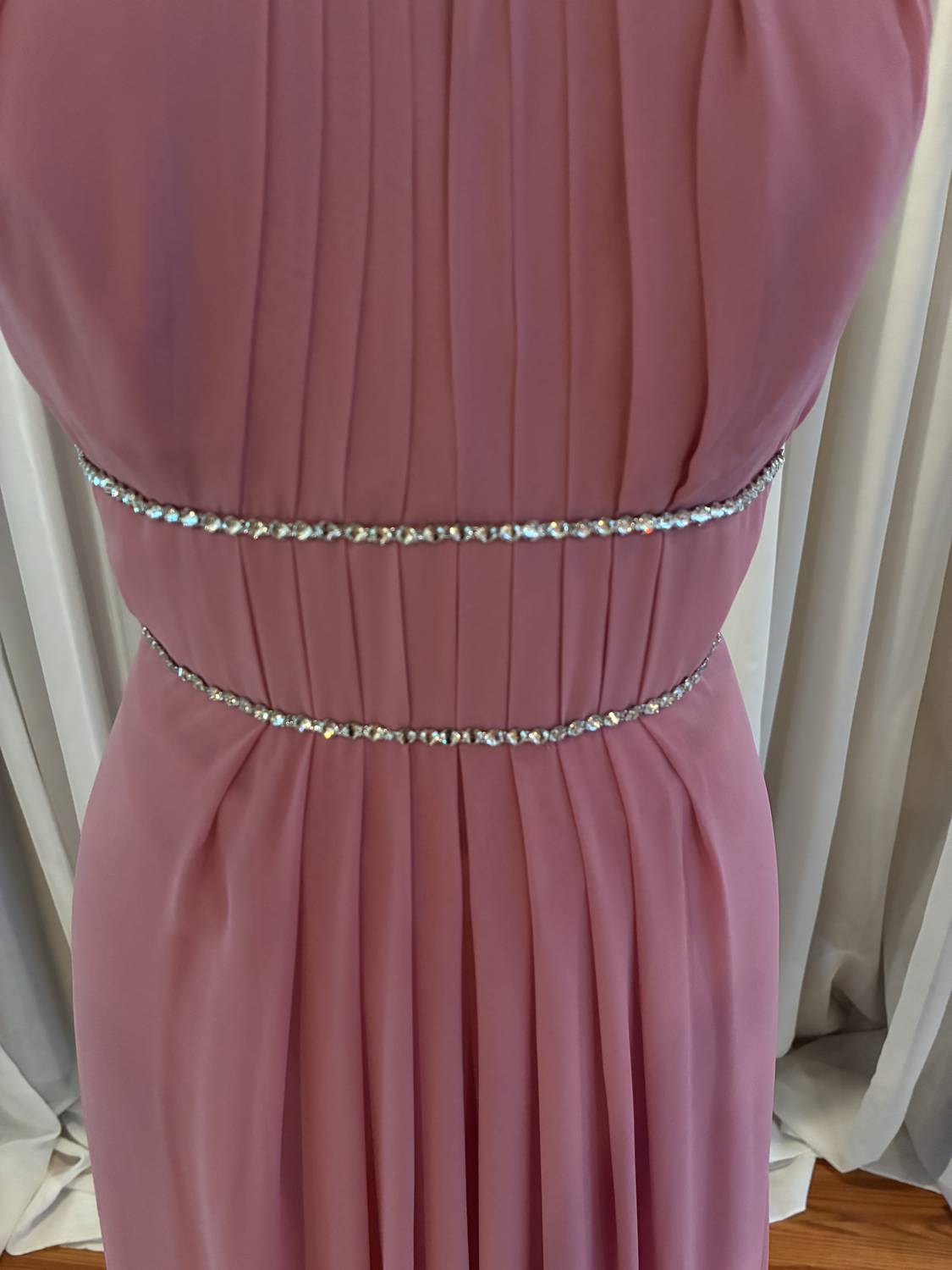 Jenny Packham - Halter Neckline Dress