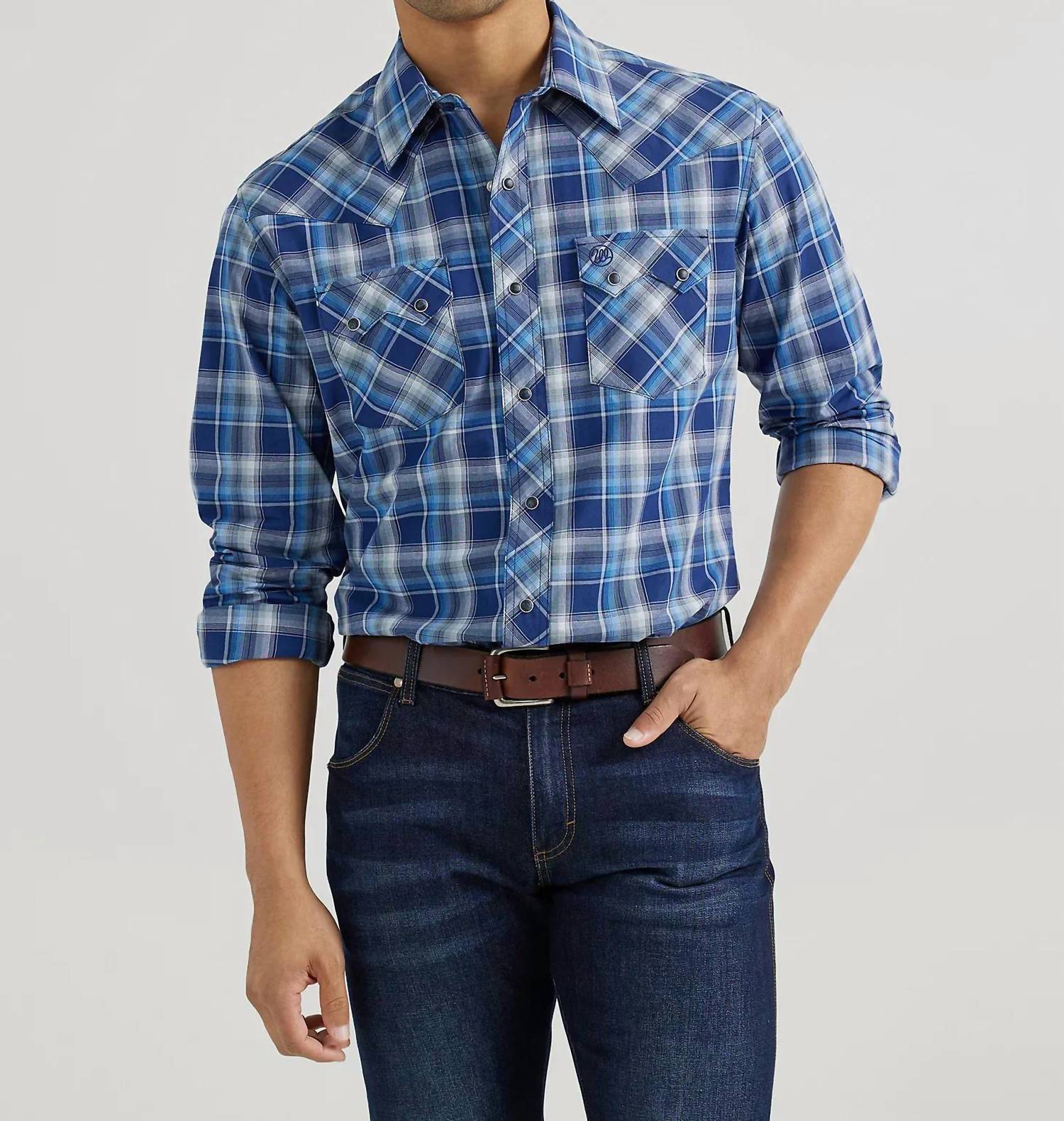 Wrangler - Modern Fit Long Sleeve Western Snap Shirt