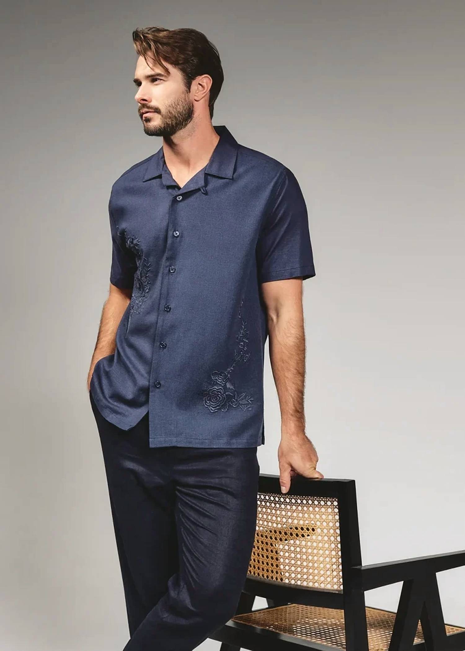 7Diamonds - Men's Marco Embroidered Linen Camp Shirt