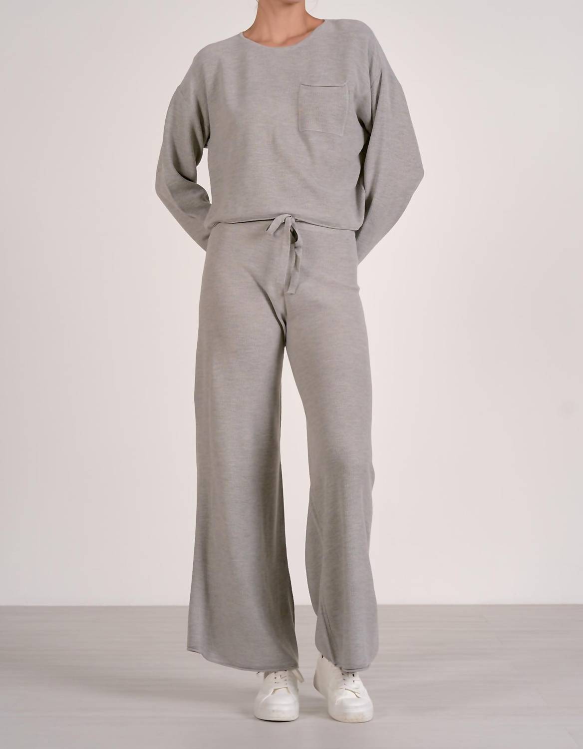 Elan - Crew Sweater