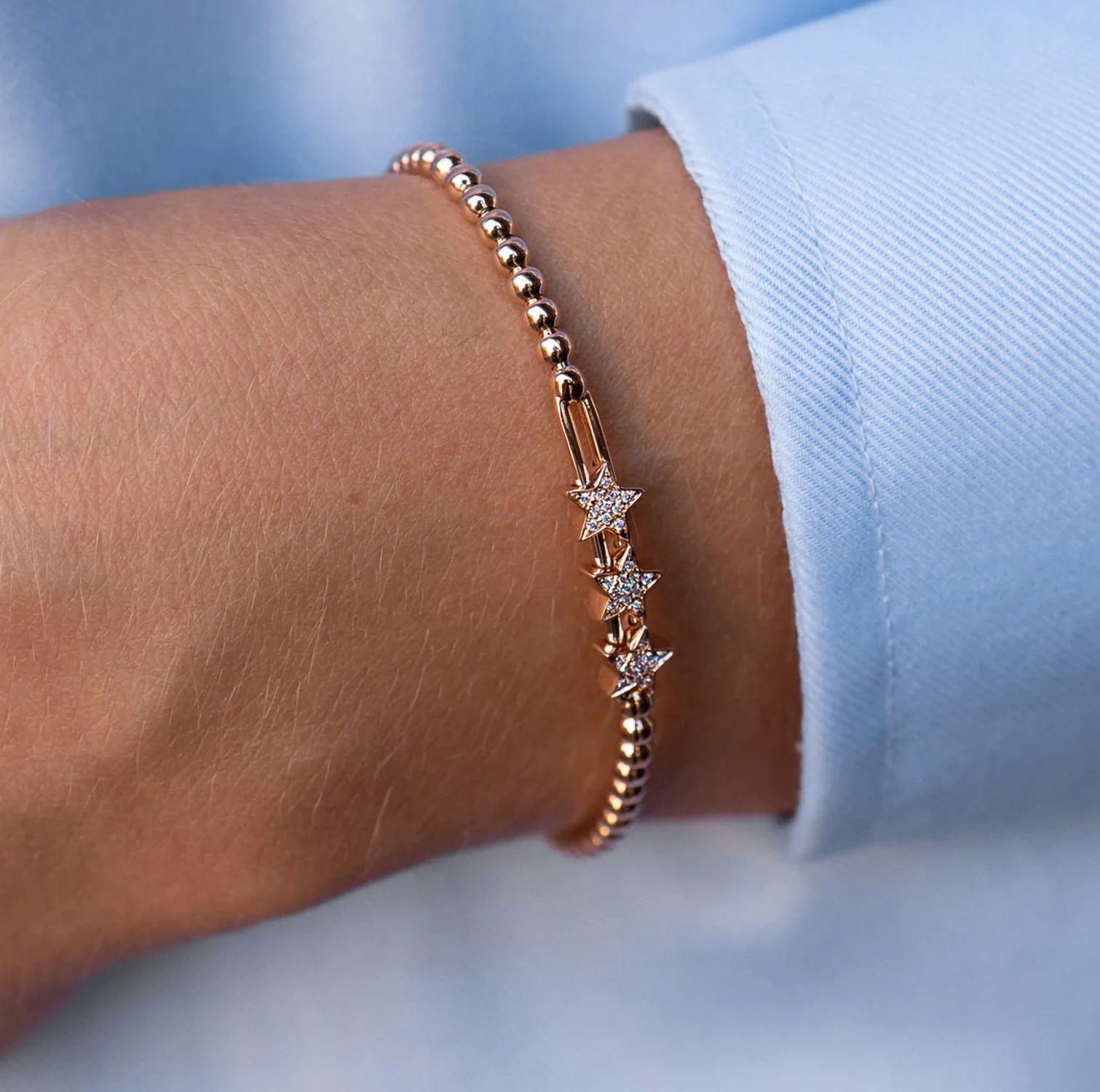Hulchi Belluni - Women's Estelle Trinity Floating Star Stretchy Bracelet
