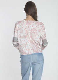 Label+Thread - Women's Paisley Vee