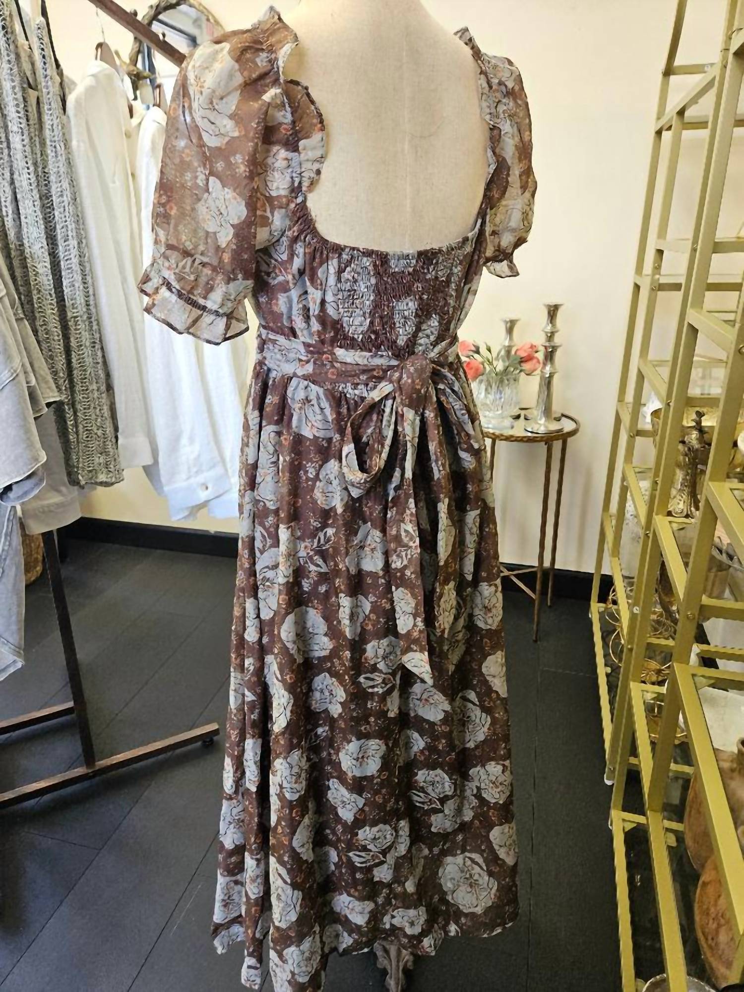Blu Pepper - Women's Floral Sweetheart Back Tie Midi Dress