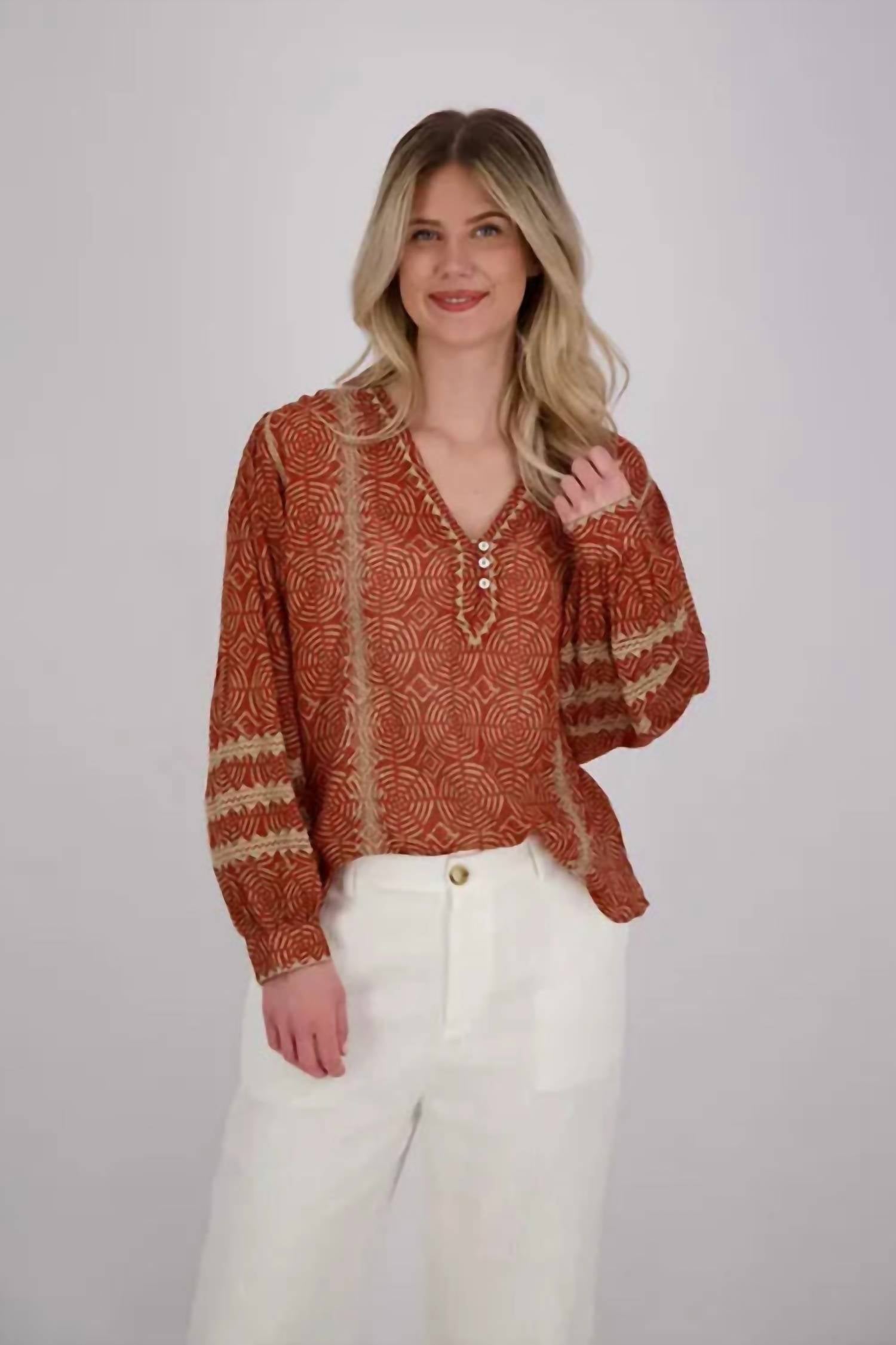 Maison Hotel - Ghana Blouse
