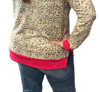 Honeyme - Cheetah Weekender Top