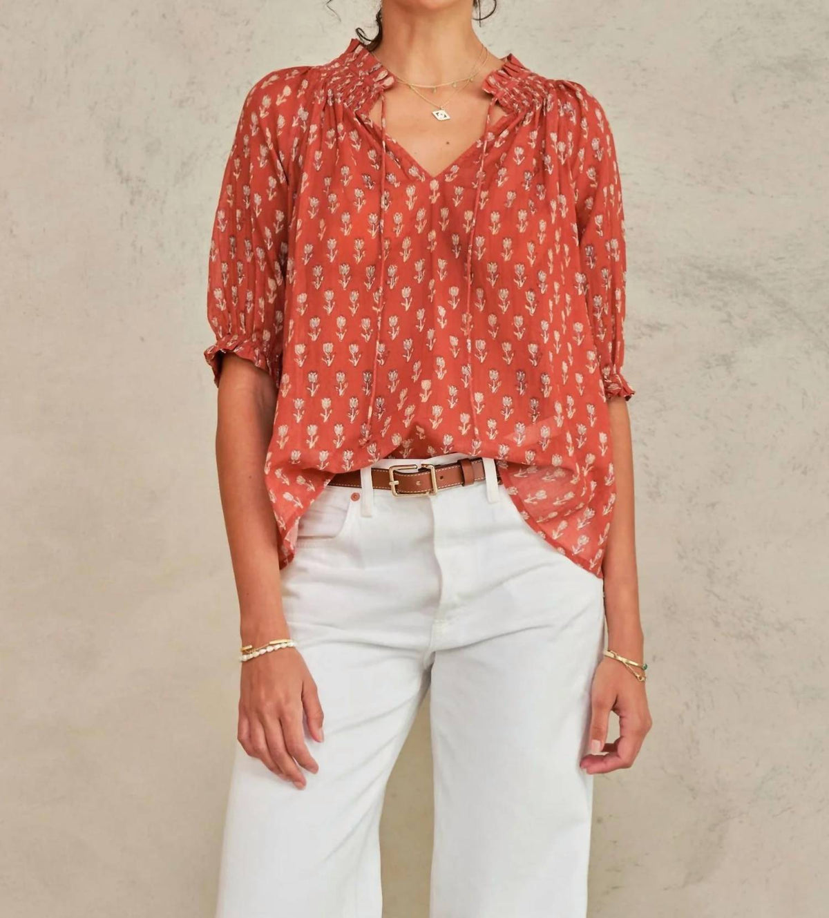 M.A.B.E. - Ari Short Sleeve Top