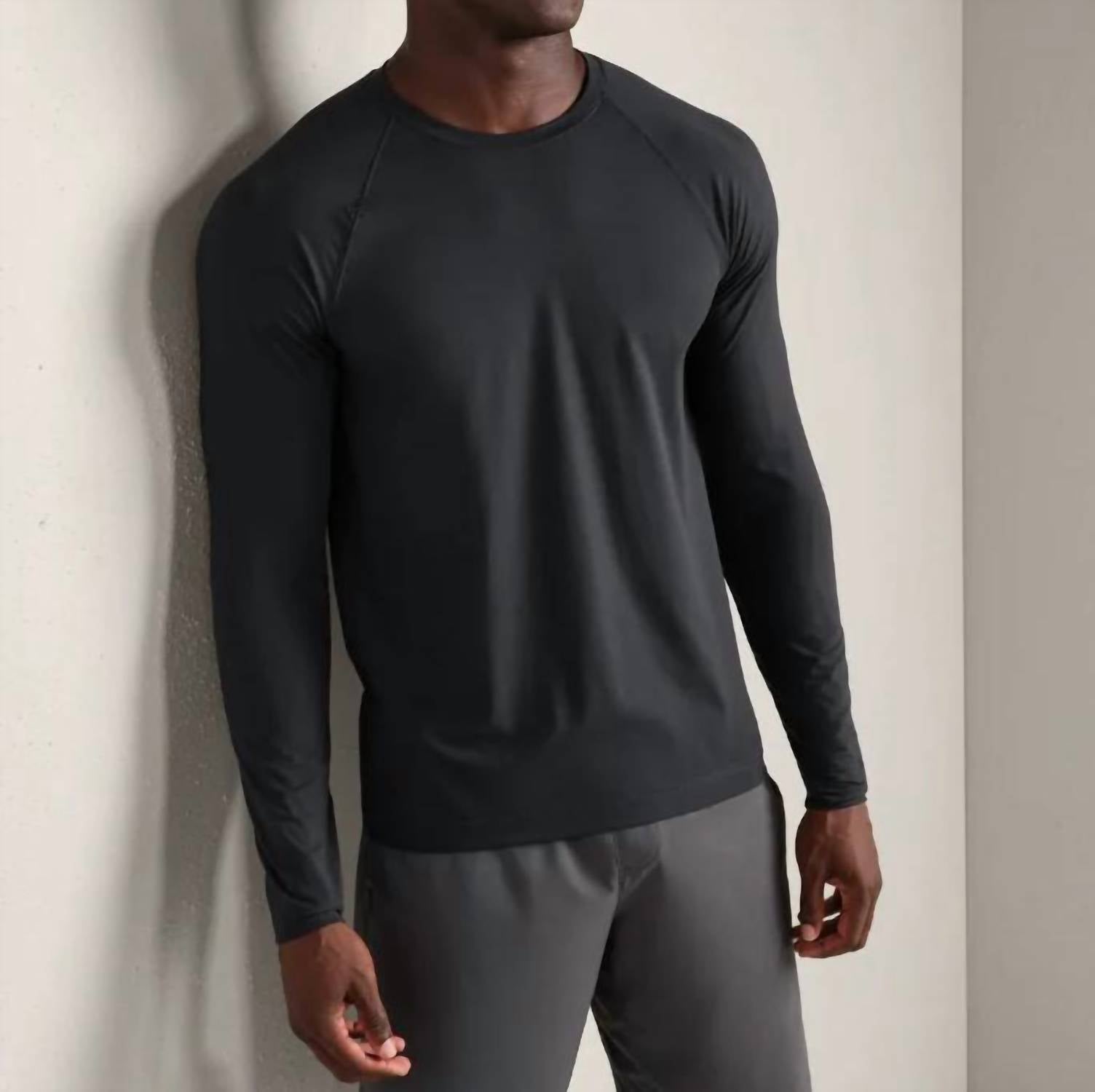 Rhone - Reign Long Sleeve Tee