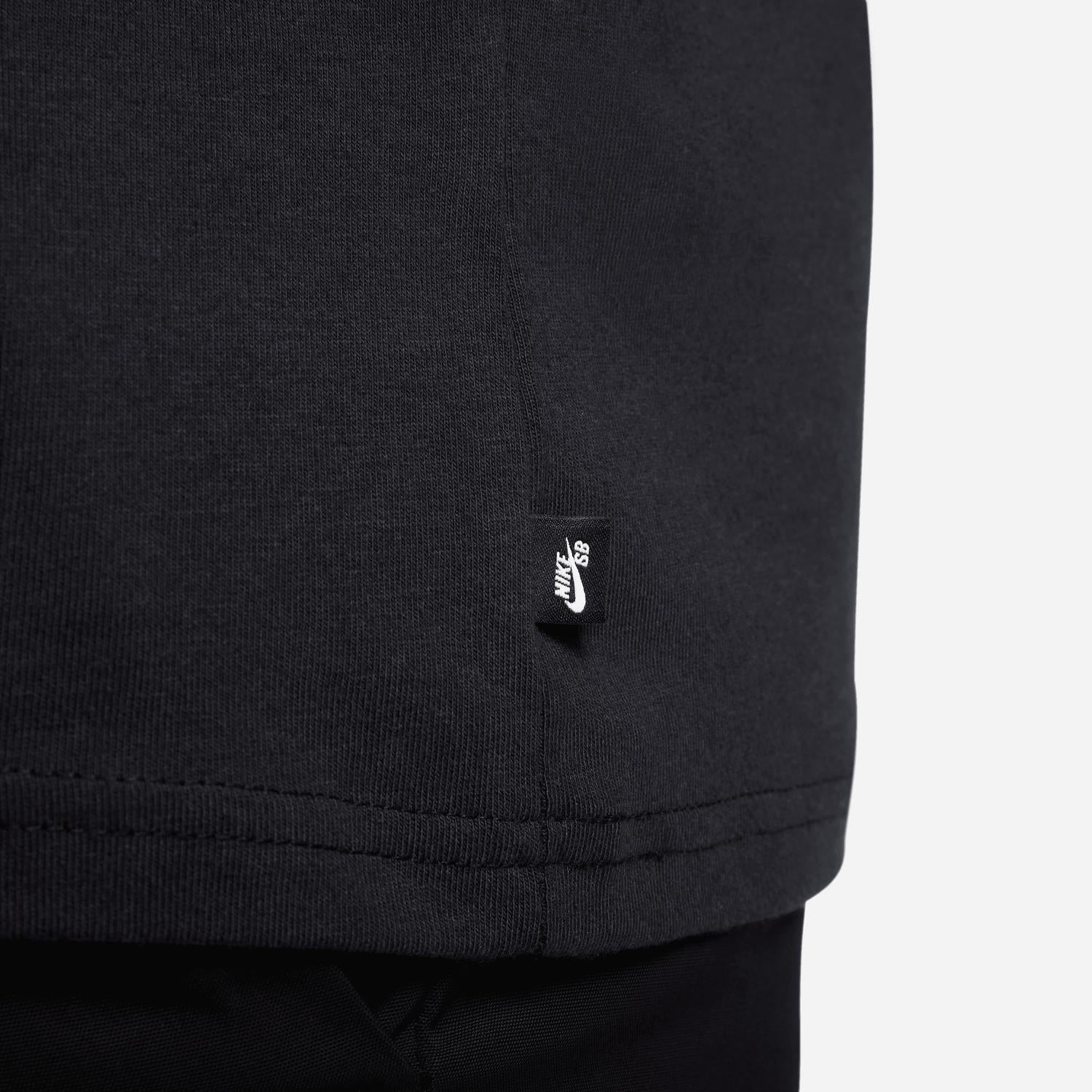 Nike - SB Brainwash Skate Long Sleeve T-Shirt