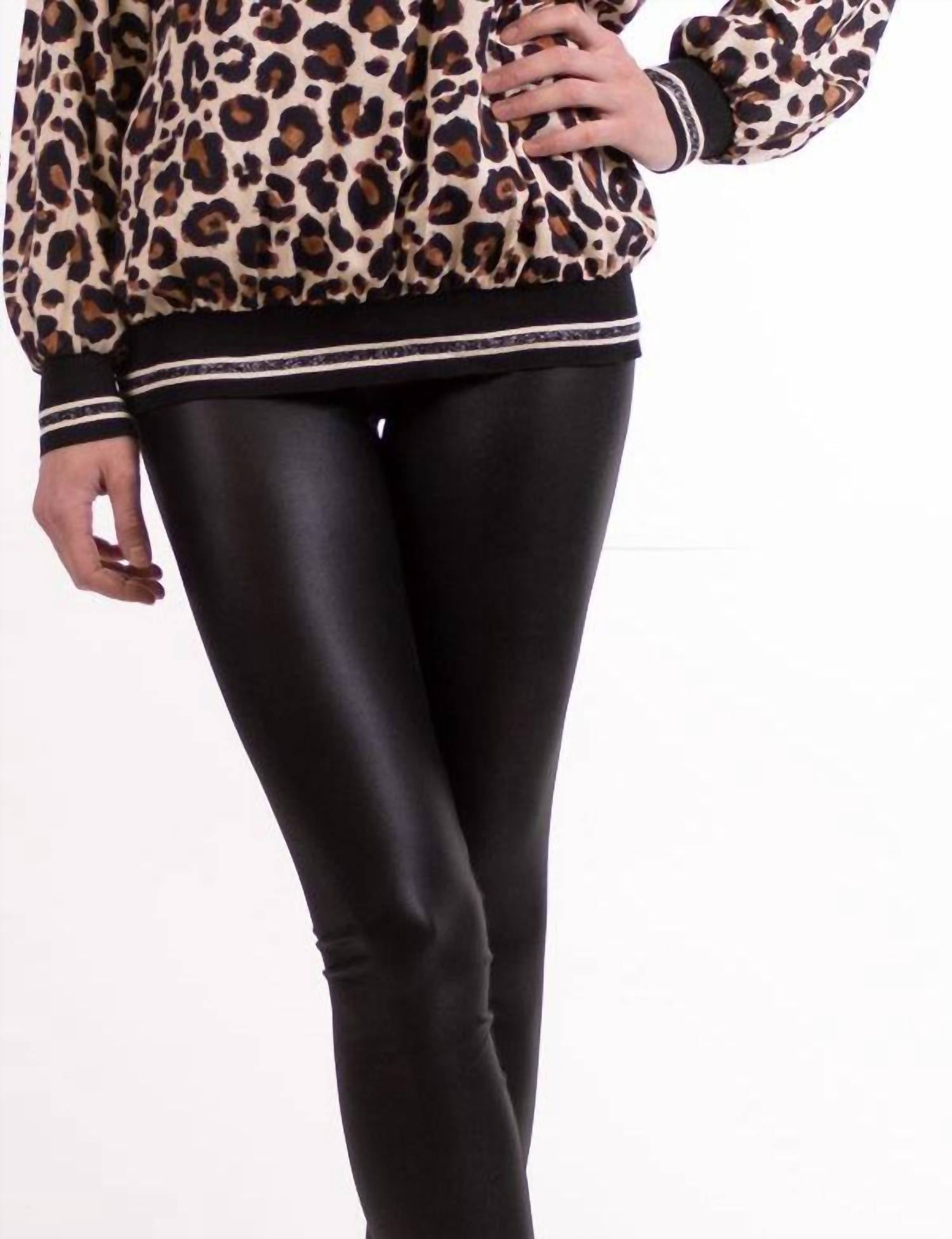 Gigi Moda - Daralice Leopard Long Sleeve Blouse
