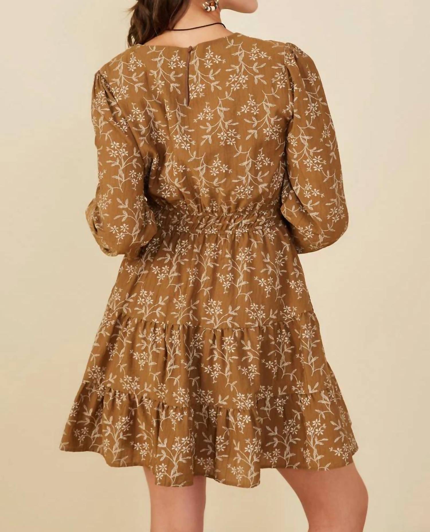 Hayden La - Notch Detail Floral Embroidered Dress