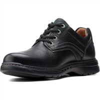 Clarks Men's Un Brawley Pace Casual Shoes in black - men's shoe