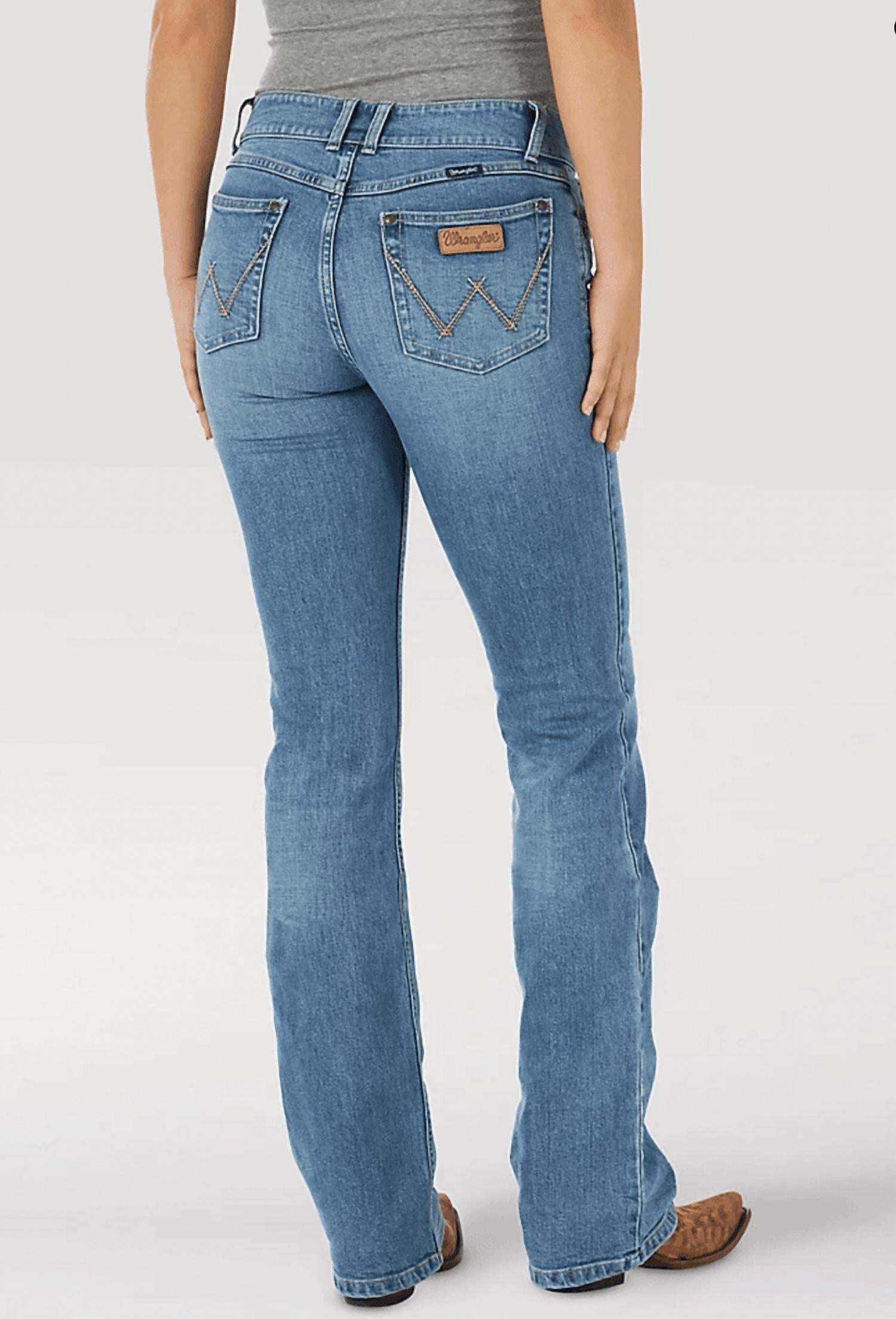 Wrangler - Women's Mid Rise Retro Mae Bootcut Jean