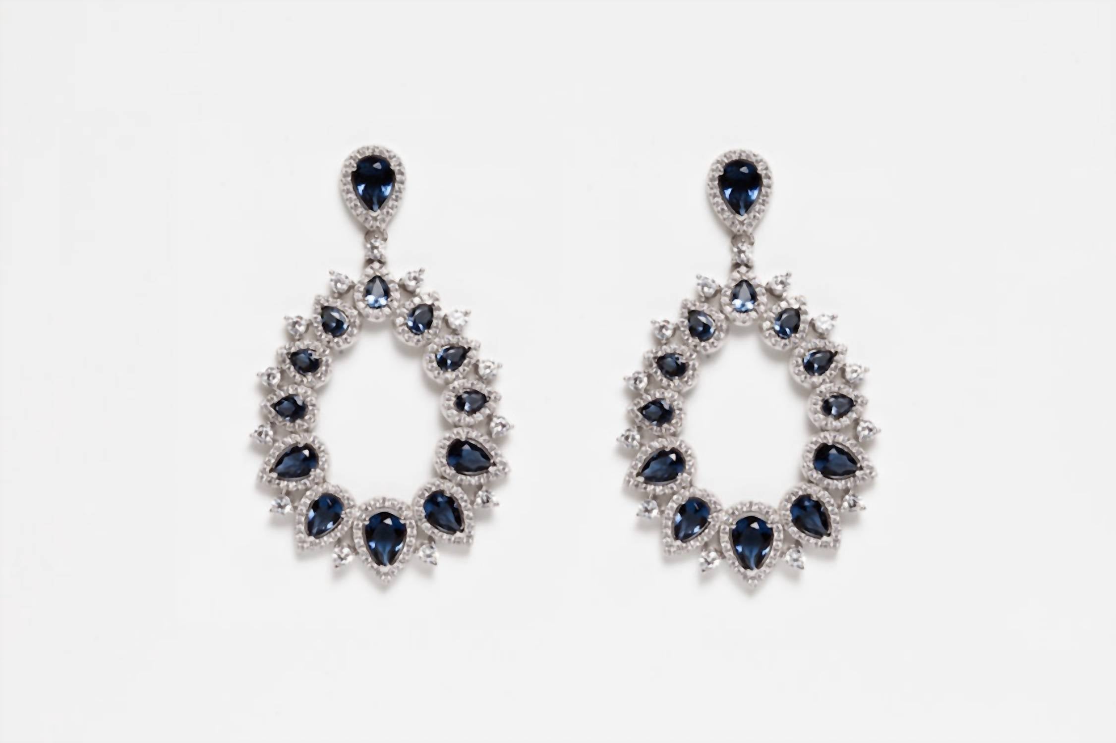 Avenue Chic - Women's Statement Teardrop Earrings