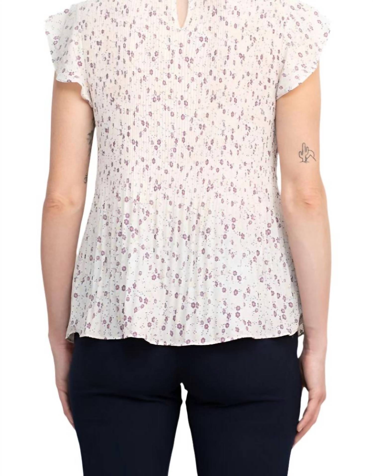 Adrianna Papell - Georgette Flutter Sleeve Top