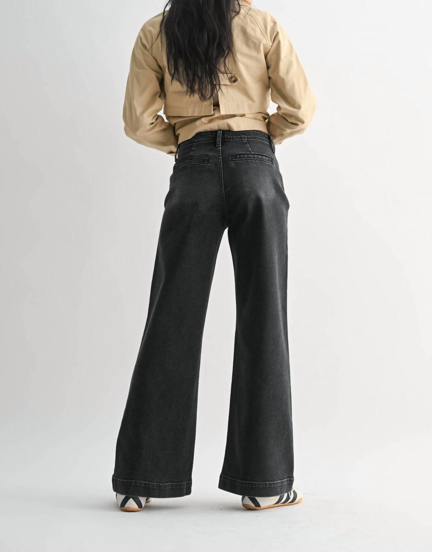Jbd. - Micro Patch Pocket Wide Jeans