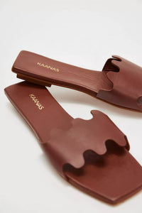 Kaanas - Women's Mallawi Wavy Sandal