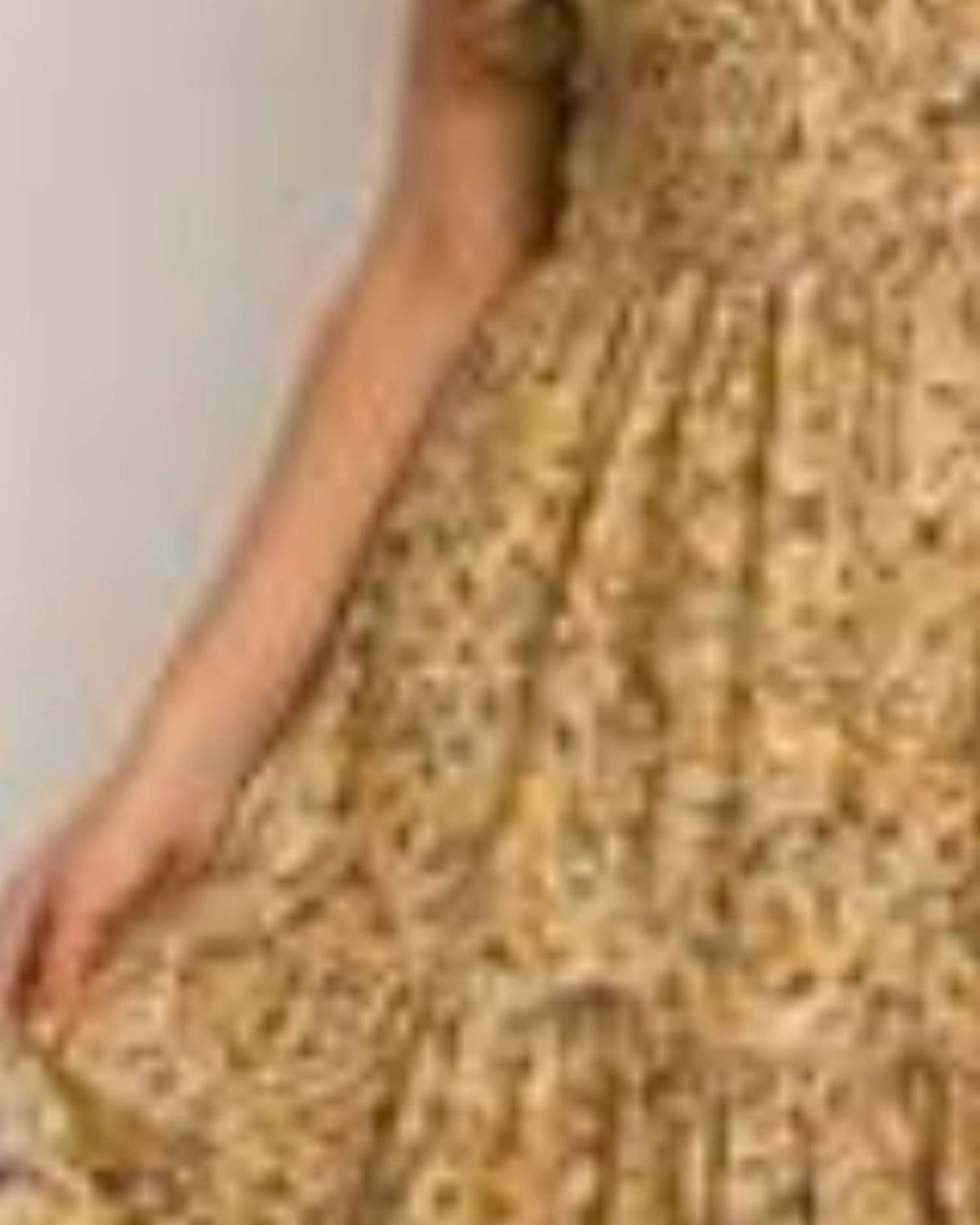 Keren Hart - Ruffle Sleeve Midi Dress