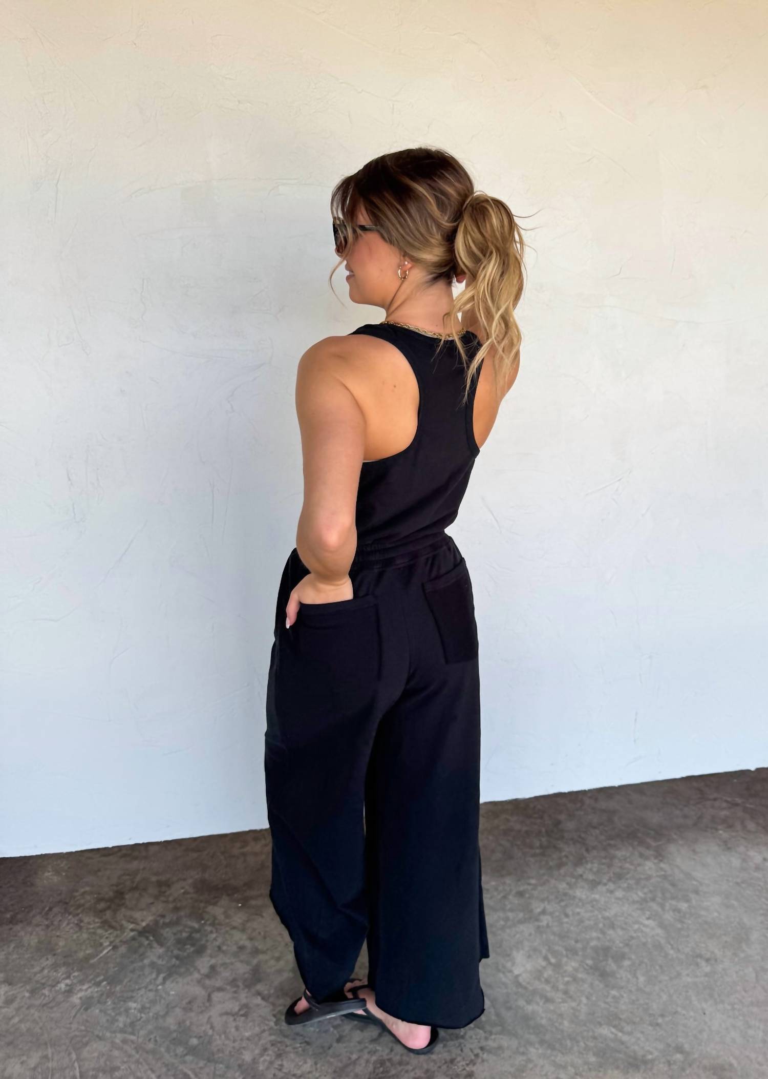 BLAKELEY Jet Setter Terry Jumper in black - women's pants - detail view