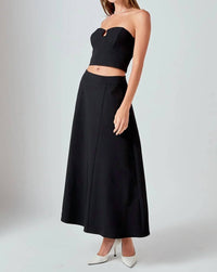 2.7 August Apparel - Haley V Strapless Top