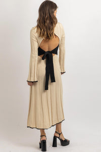 Lalavon - Cam Contrast Bow Maxi Dress