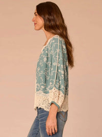 Democracy - 3/4 Blouson Sleeve Open Front Cropped Woven Jacket