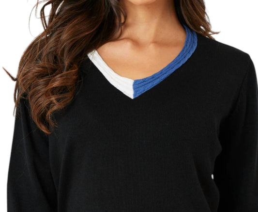 French Kyss - Braided V-Neck Top