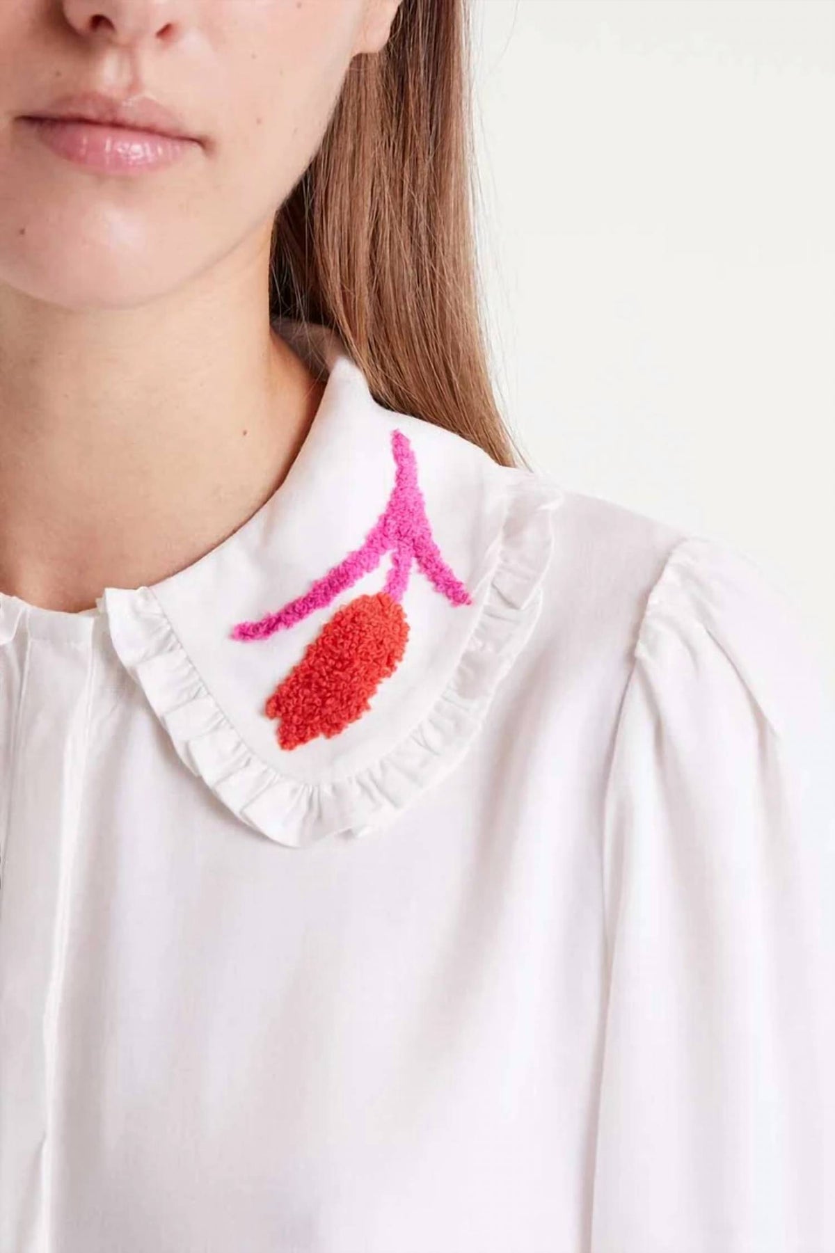 Compania Fantastica - Tulip Embroidered Collar Shirt