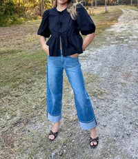 Mable - Peek A Bow Top