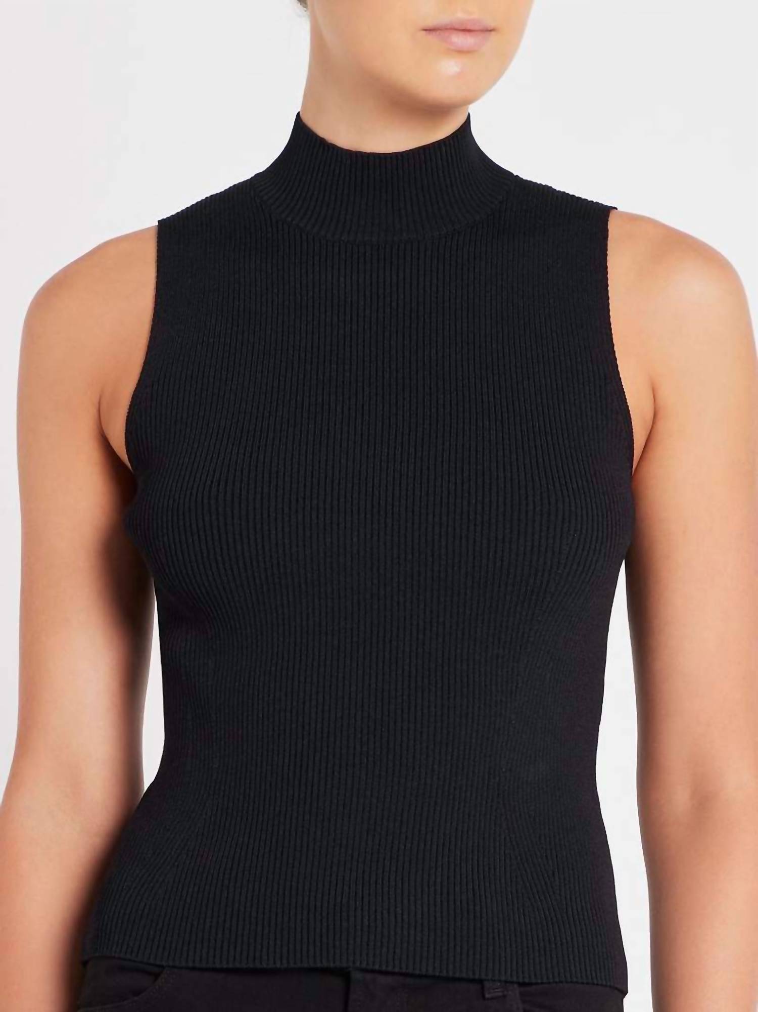 Astrid - Sleeveless Knit Top