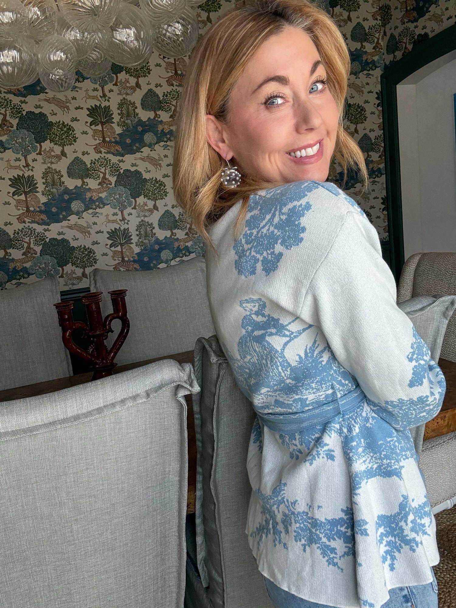 Never a Wallflower Grasse Cardigan Top in blu toile - women's cardigan - alternate view