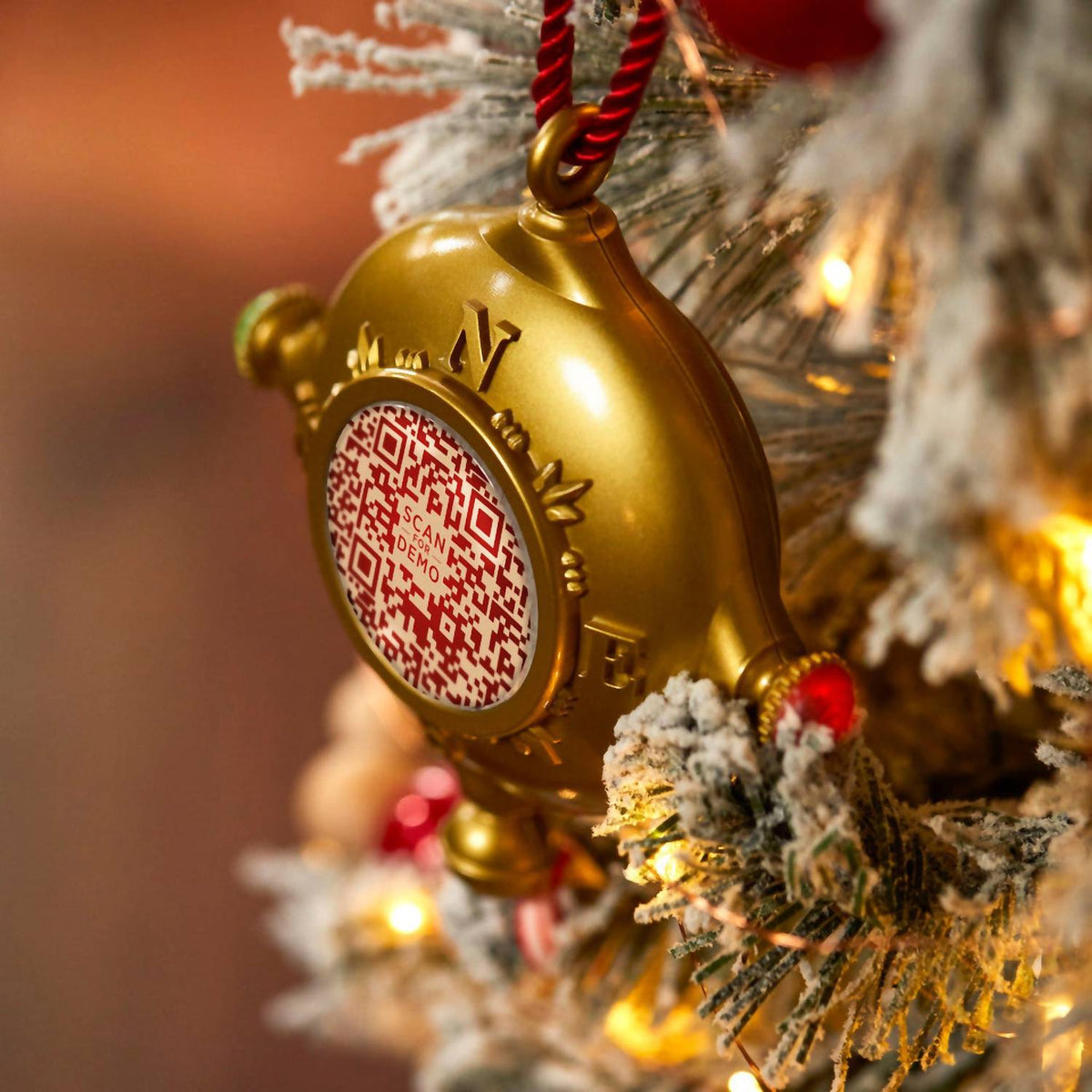 Demdaco - Santa's Kindness Ornament
