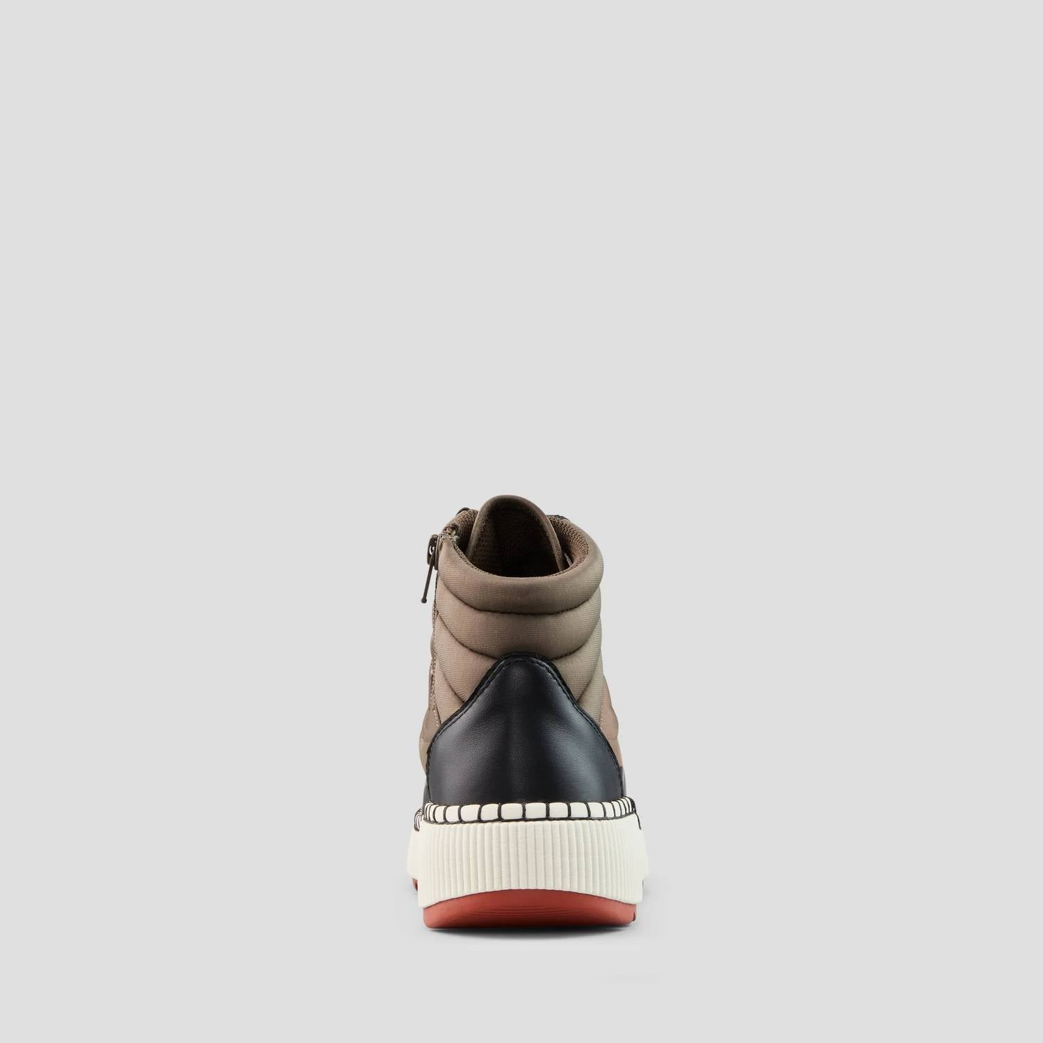 Women Savant Sneaker