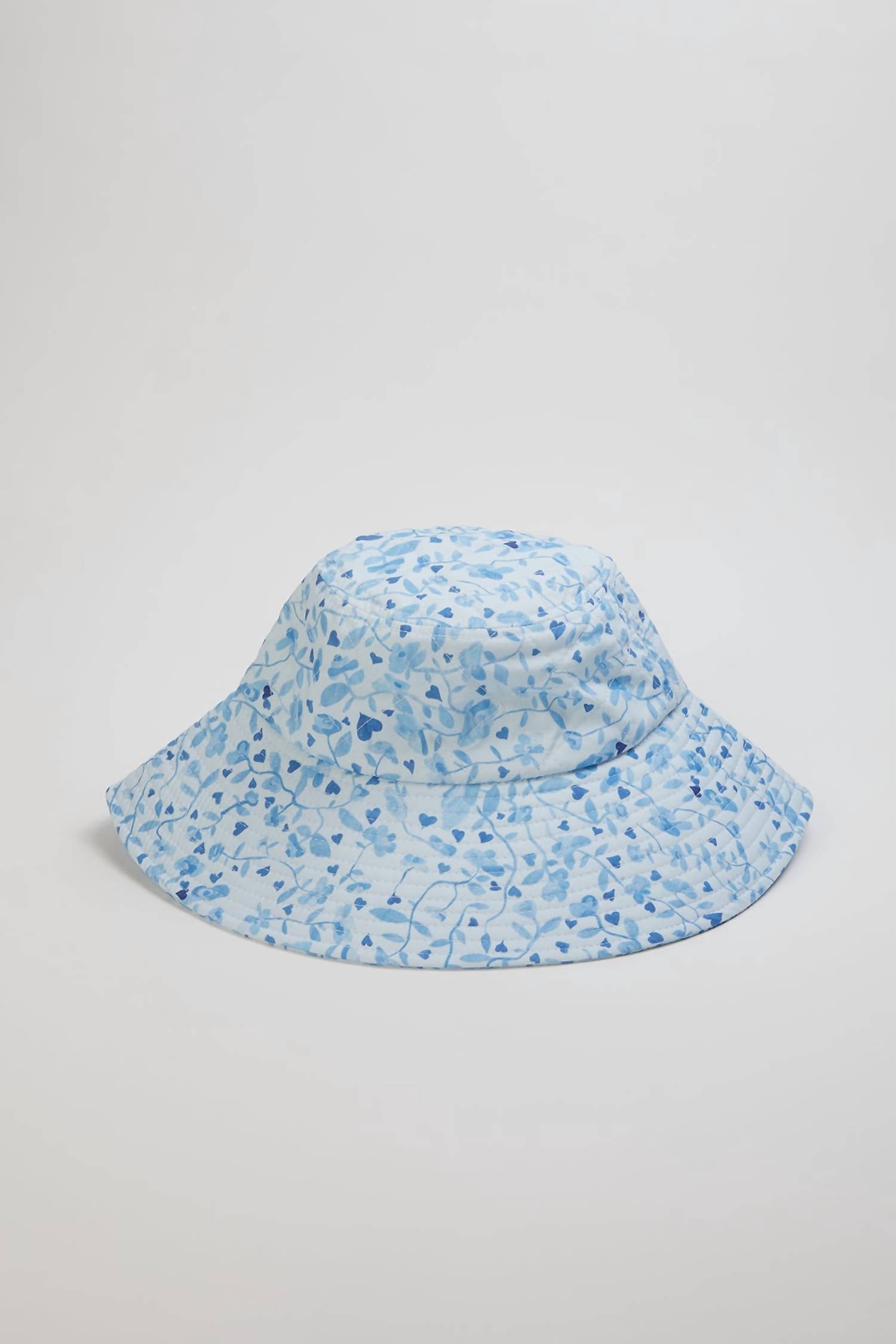 KUMO HAT