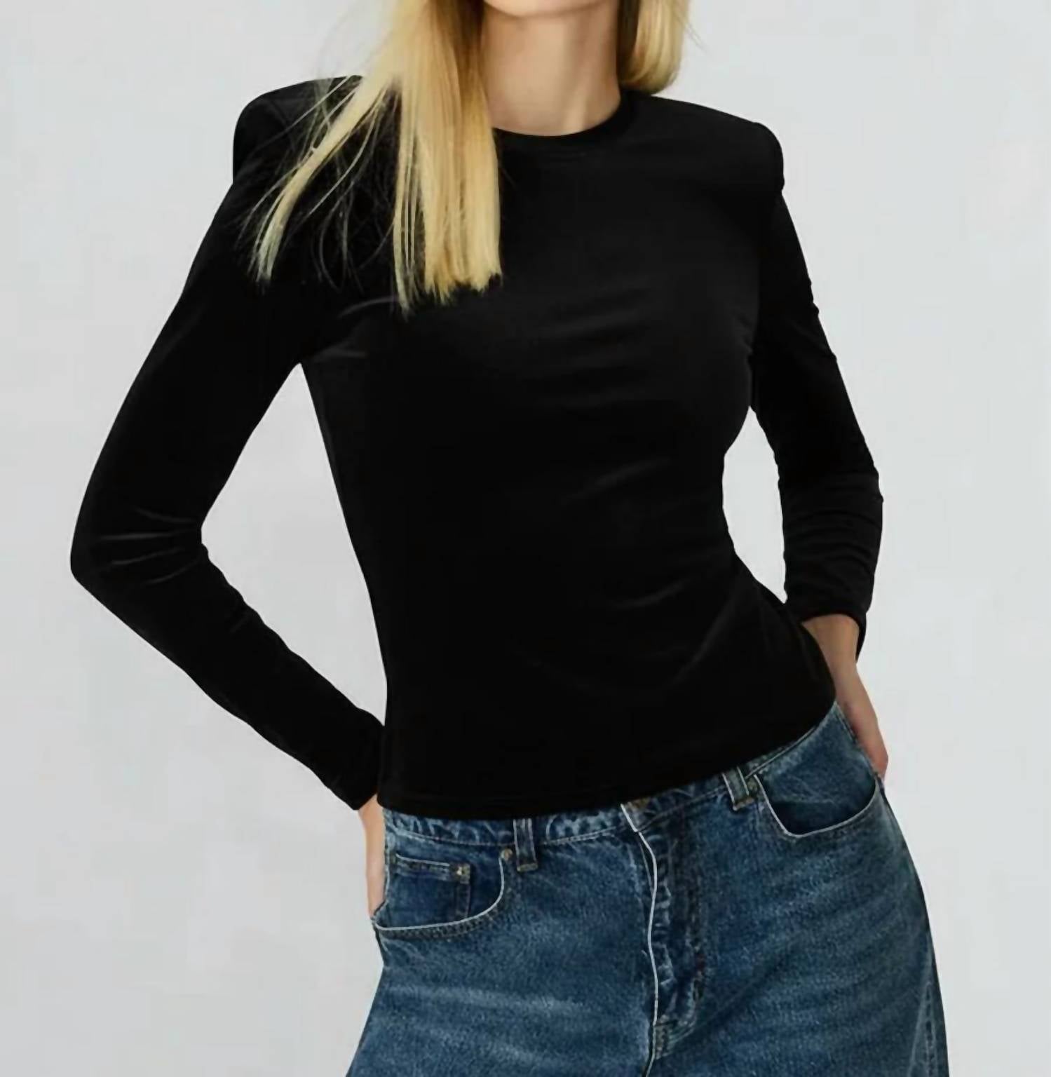 STEVE MADDEN Maddilyn Long Sleeve Top in black - women's t-shirt