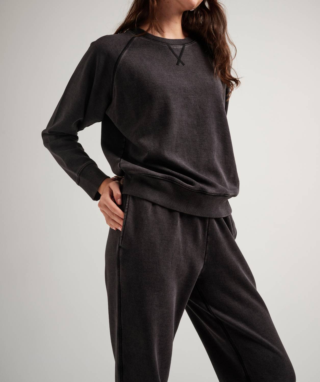 Richer Poorer - Unisex Classic Sweatshirt