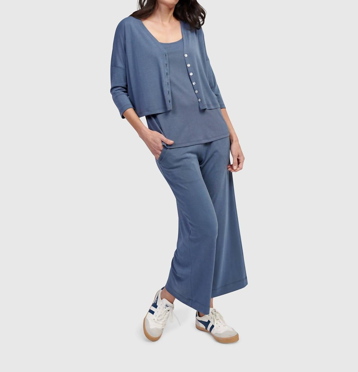 Alembika - Essential Crop Cardigan