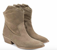 Pedro Garcia - Women's Arkansas Boots
