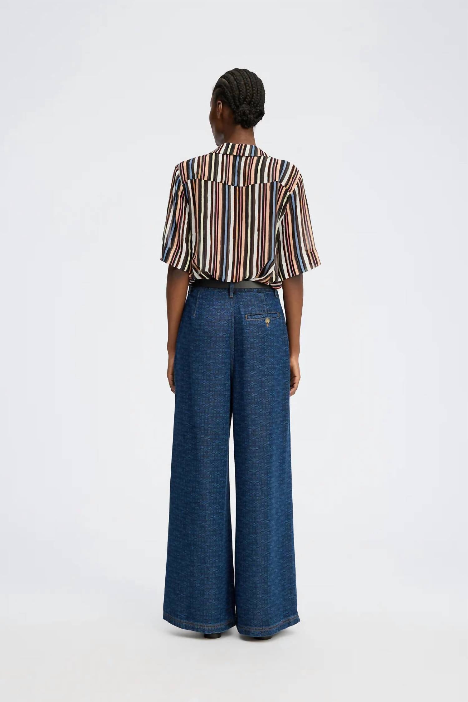 MUNTHE Rackley Top in stripeblack - women's t-shirt - detail view