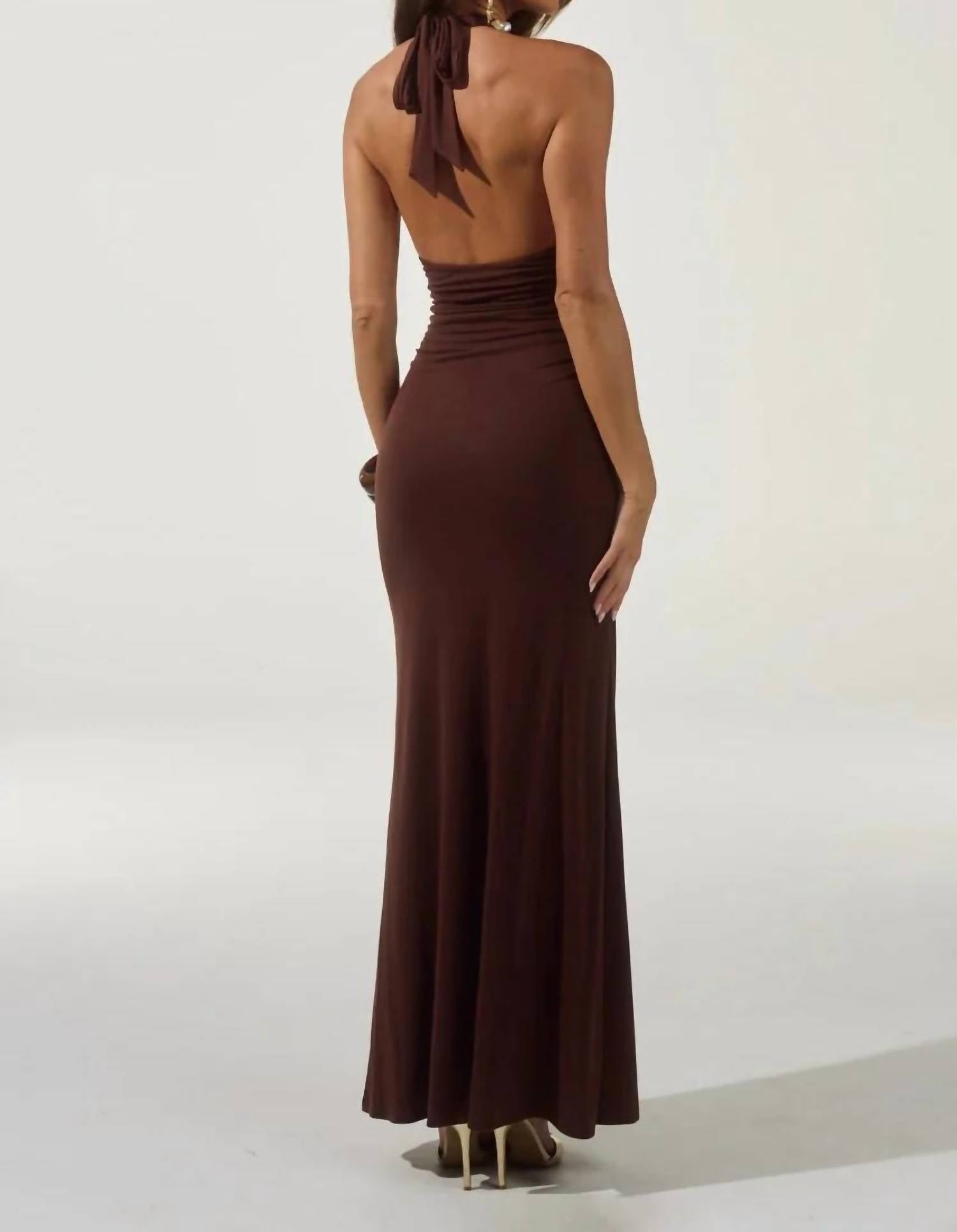 Runway - Arina Halter V-Neck Maxi Dress