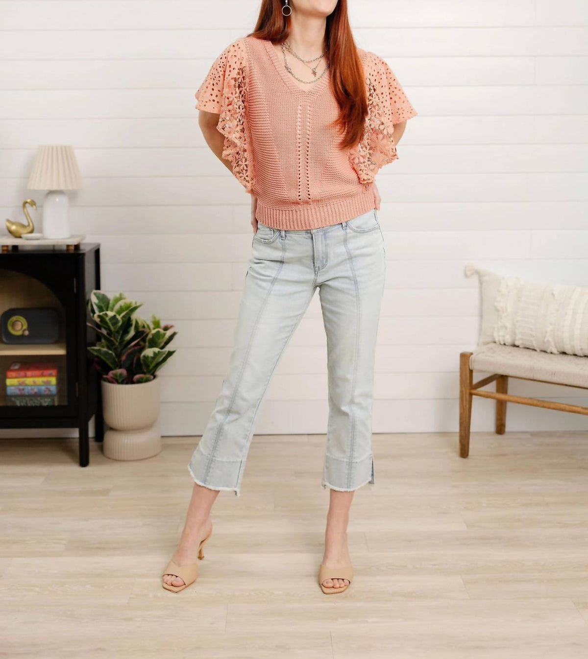 Democracy - Flutter Sleeve V-neck Short Sleeve Sweater