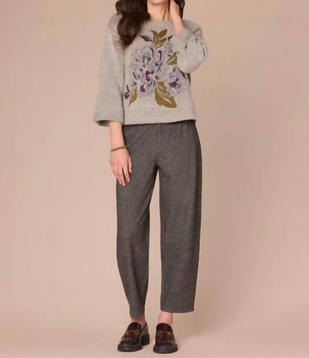 Democracy - Round Neck Floral Jacquard Plus Size Sweater