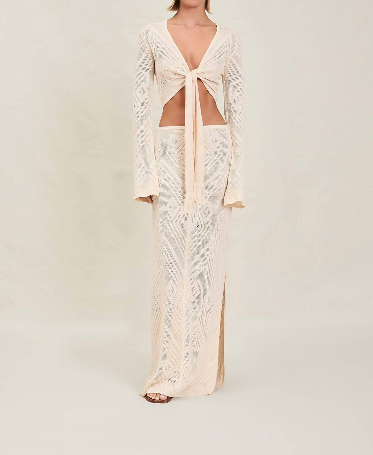 Devon Windsor - vale top