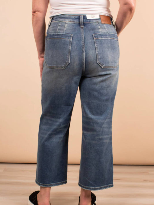 Judy Blue - Women's Wide Crop Jeans