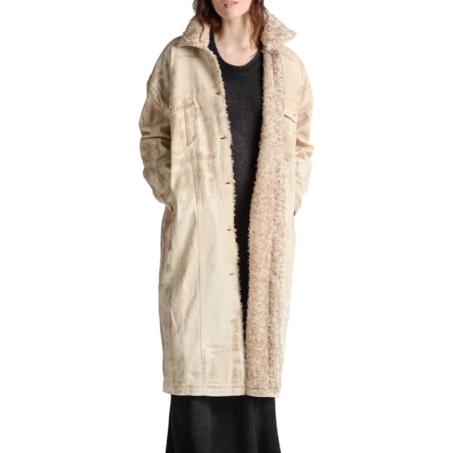 Avant Toi - Long Coat with Fur Trim