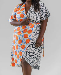 Donna Morgan - Pandora V-neck Midi Dress - Plus