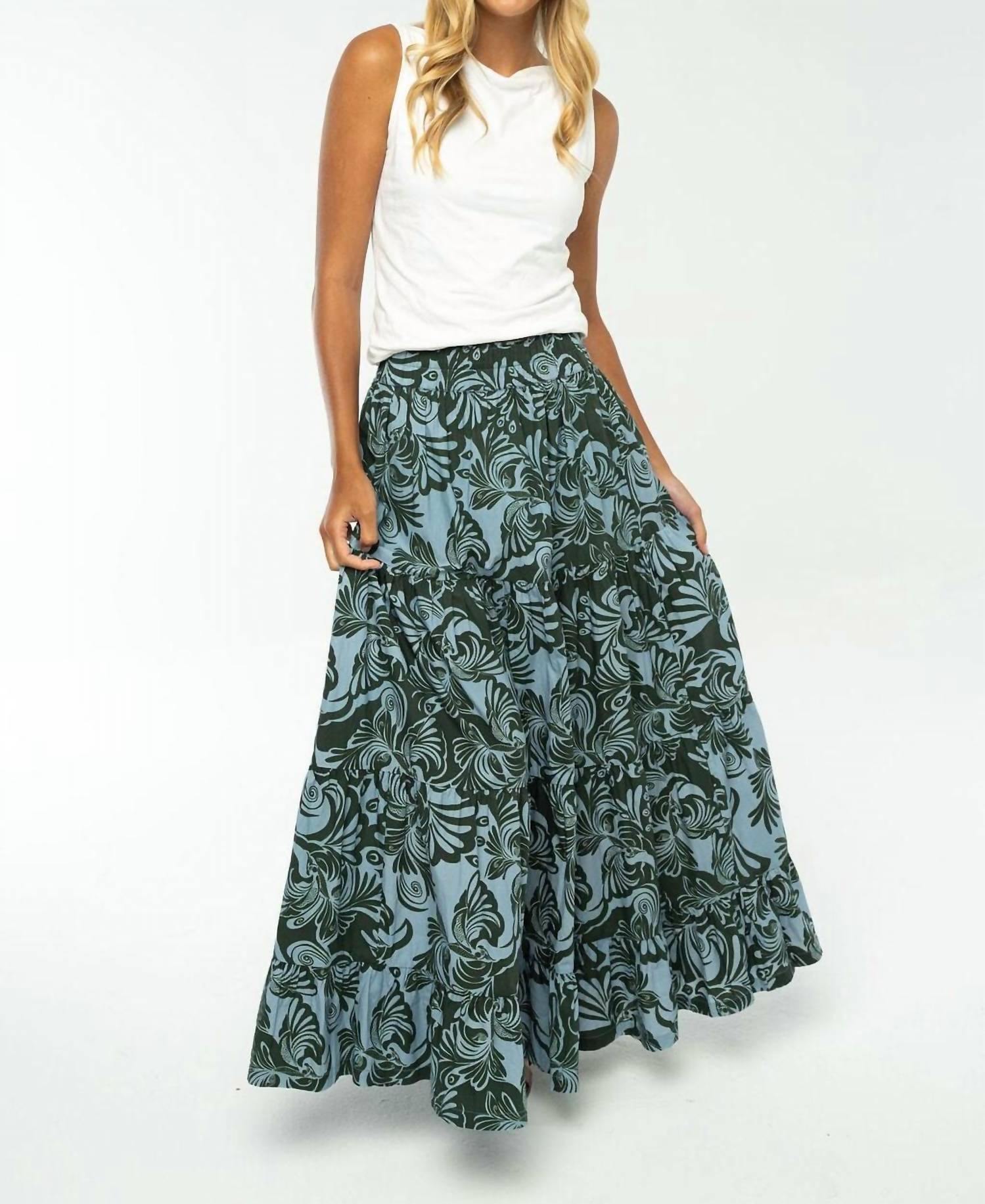 BRITON COURT Savannah Skirt in kelly green - women's skirt - detail view